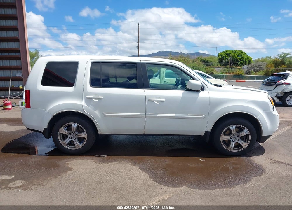 2015 HONDA PILOT VIN: 5FNYF4H54FB073777