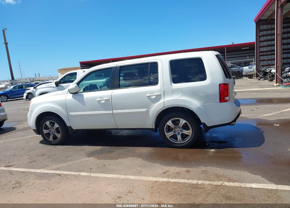 2015 HONDA PILOT VIN: 5FNYF4H54FB073777