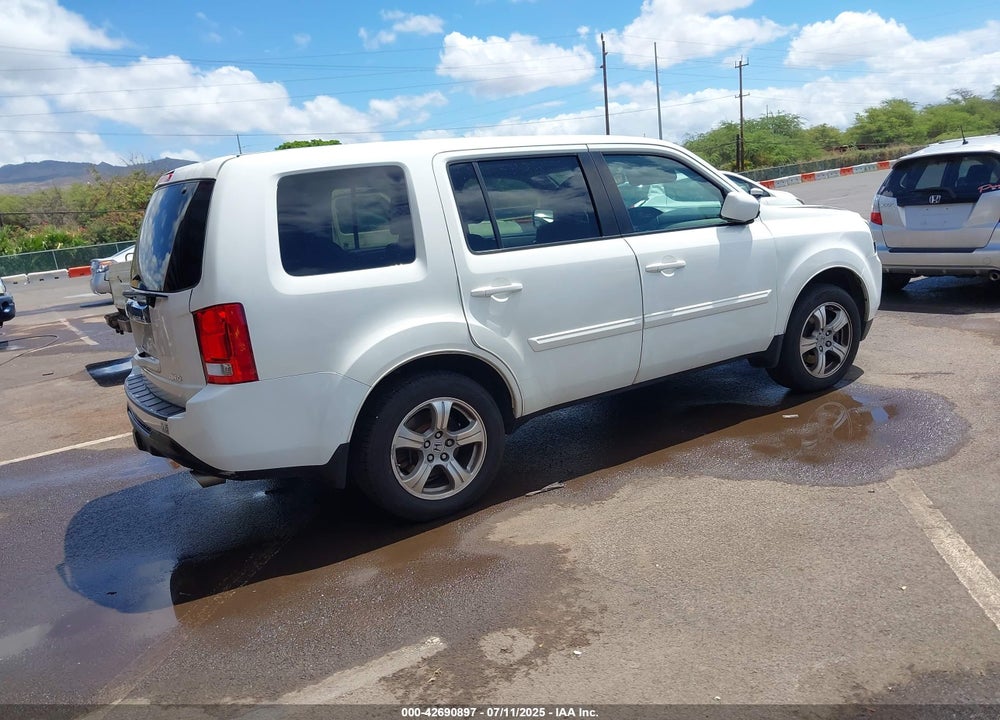 2015 HONDA PILOT VIN: 5FNYF4H54FB073777