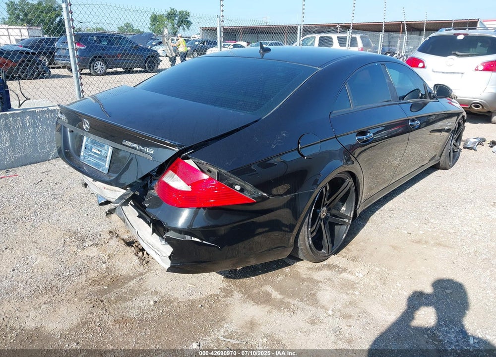 2007 MERCEDES-BENZ CLS 63 AMG VIN: WDDDJ77X17A087749