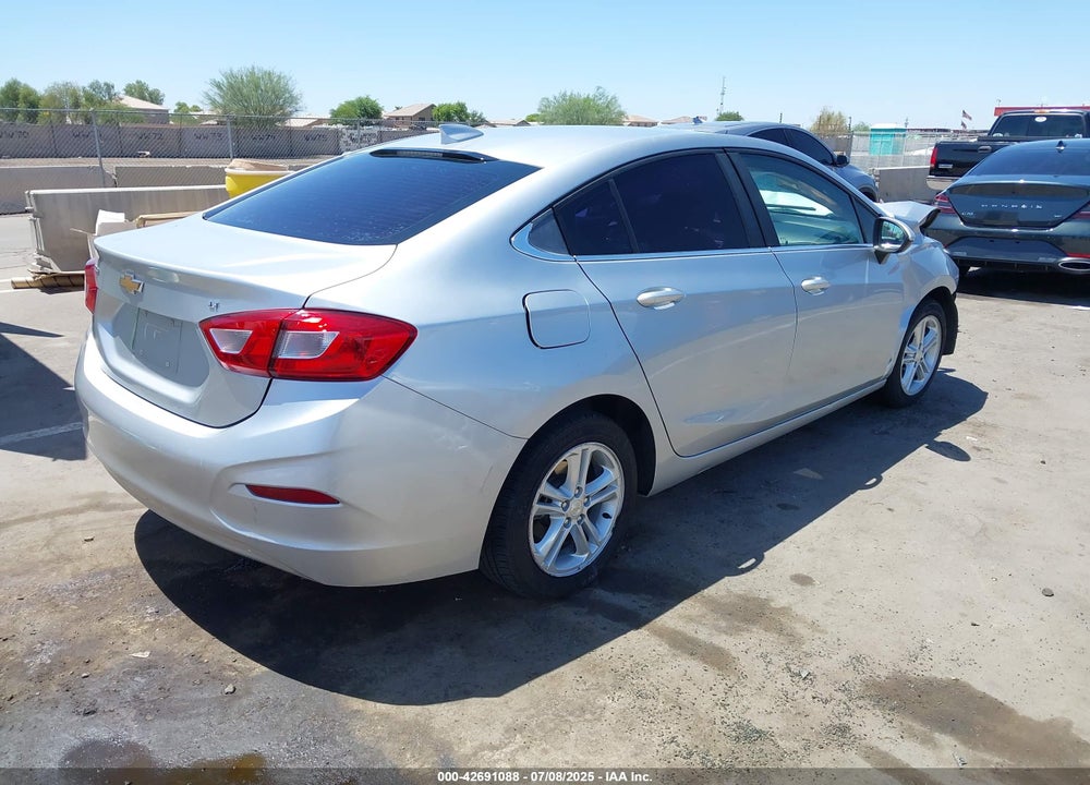 2018 CHEVROLET CRUZE VIN: 1G1BE5SM0J7111348