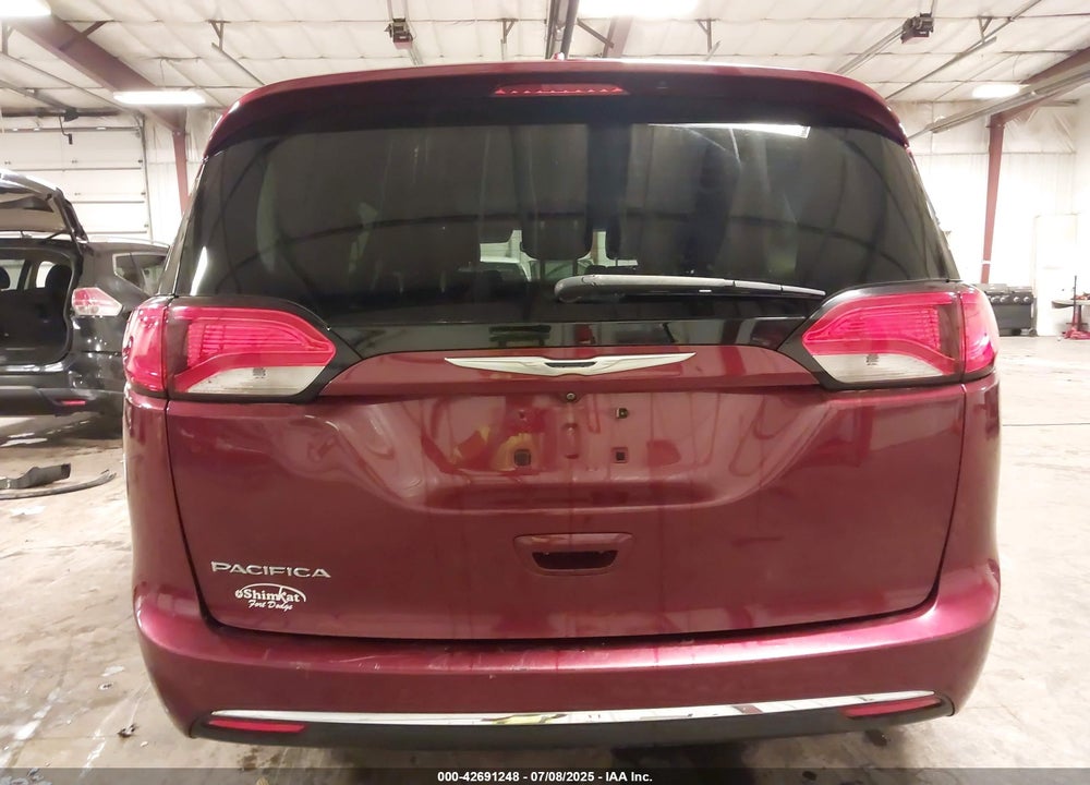 2017 CHRYSLER PACIFICA TOURING L PLUS VIN: 2C4RC1EG8HR560344
