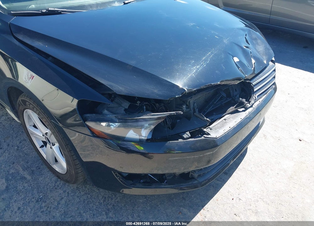 2013 VOLKSWAGEN PASSAT 2.5L SE VIN: 1VWBP7A33DC064346