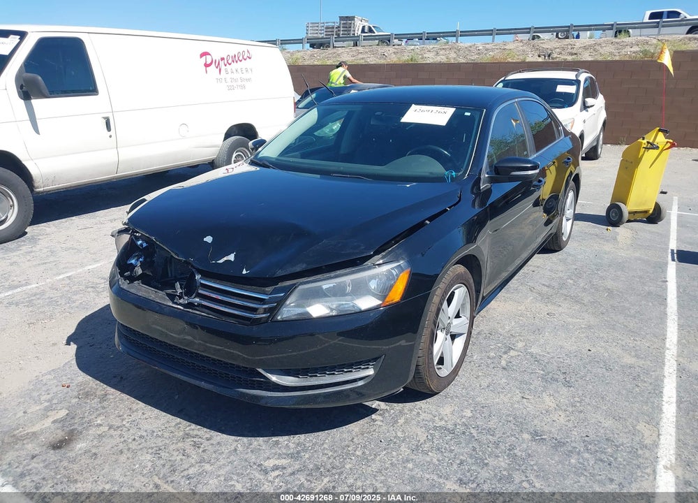 2013 VOLKSWAGEN PASSAT 2.5L SE VIN: 1VWBP7A33DC064346