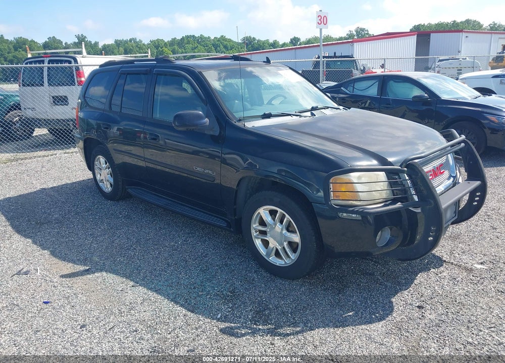 2007 GMC ENVOY DENALI VIN: 1GKET63M972172917