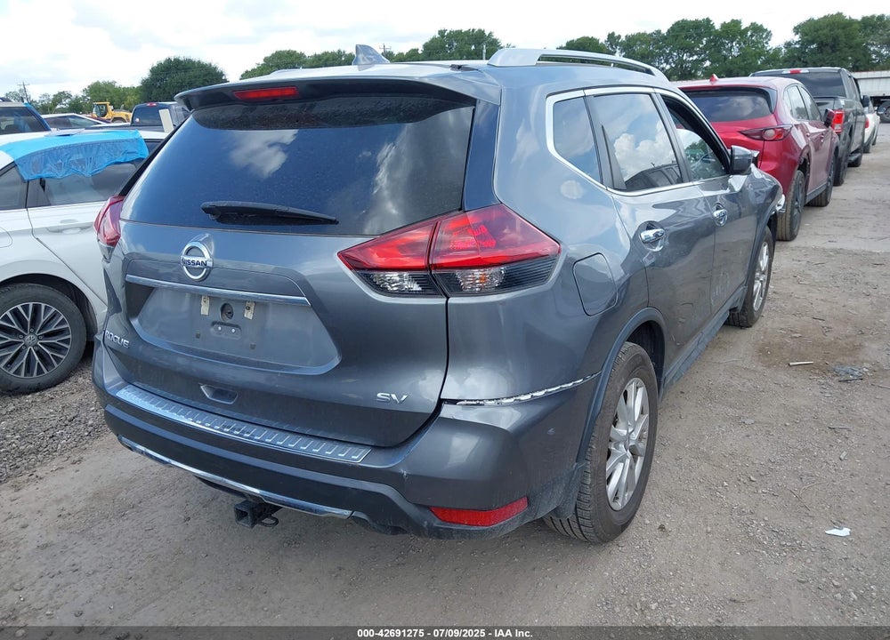 2018 NISSAN ROGUE VIN: 5N1AT2MT3JC712655