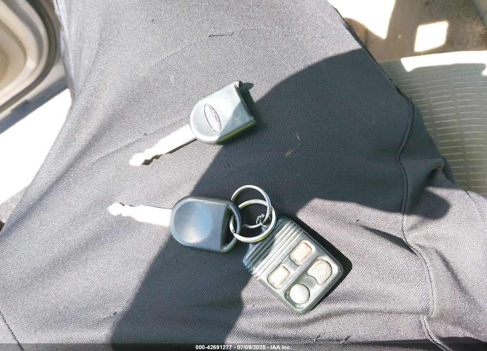 2006 FORD EXPLORER VIN: 1FMEU73E46UB19936