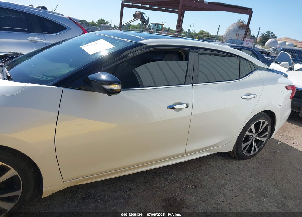 2017 NISSAN MAXIMA VIN: 1N4AA6AP7HC453726