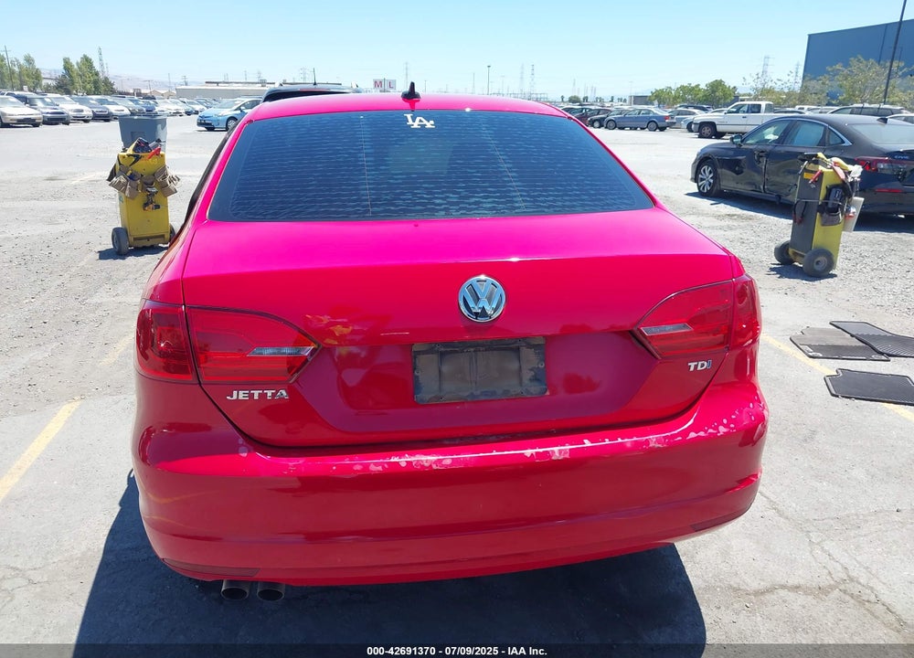 2013 VOLKSWAGEN JETTA VIN: 3VWLL7AJ0DM444709