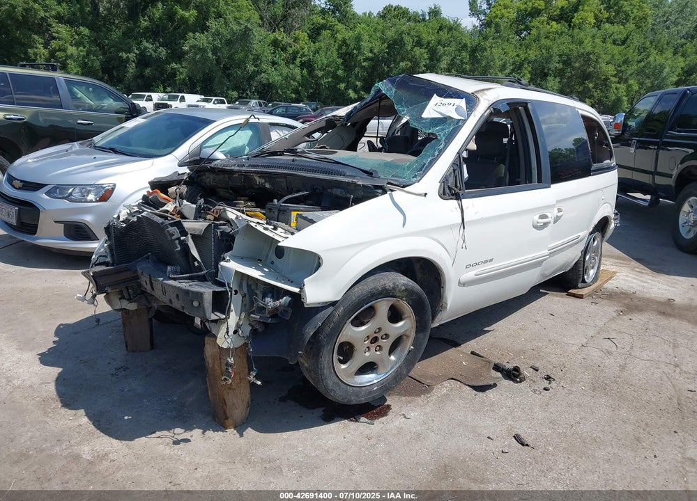2001 DODGE GRAND CARAVAN ES VIN: 2B4GP54L91R268593