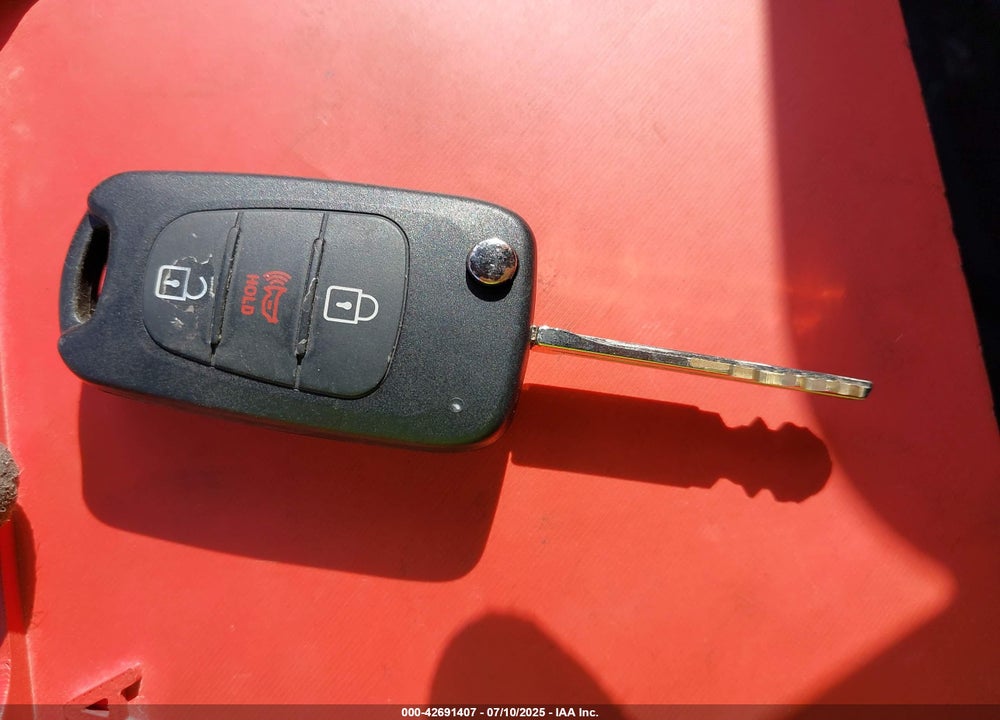 2012 KIA SOUL VIN: KNDJT2A62C7423913