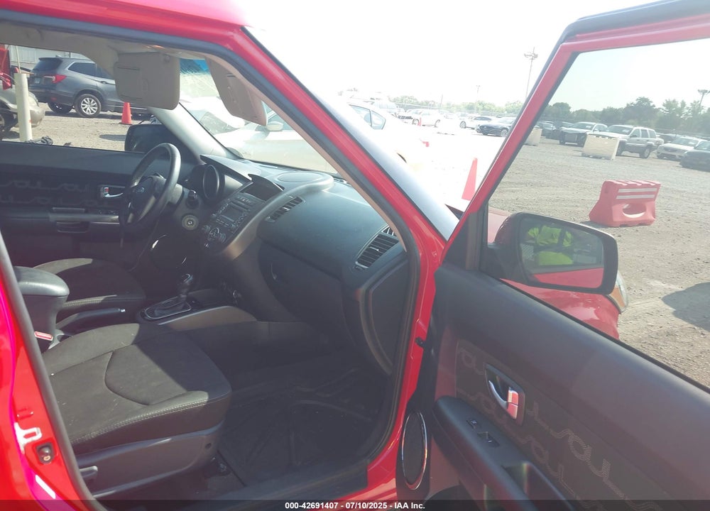 2012 KIA SOUL VIN: KNDJT2A62C7423913