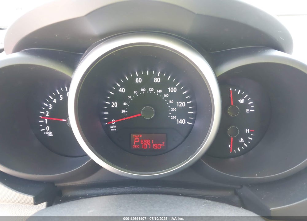 2012 KIA SOUL VIN: KNDJT2A62C7423913