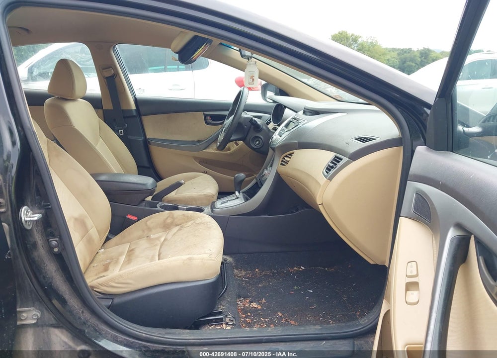 2012 HYUNDAI ELANTRA VIN: KMHDH4AE6CU301408
