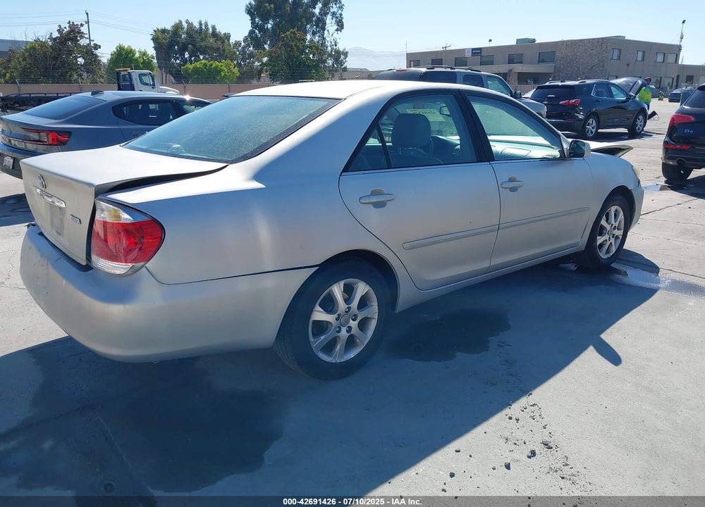 2005 TOYOTA CAMRY XLE VIN: 4T1BE30K85U956139