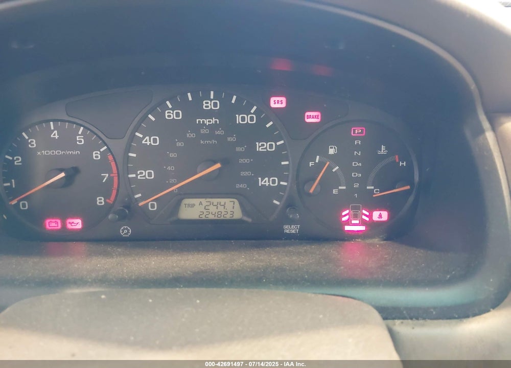 2000 HONDA ACCORD 2.3 LX VIN: JHMCG5640YC037266