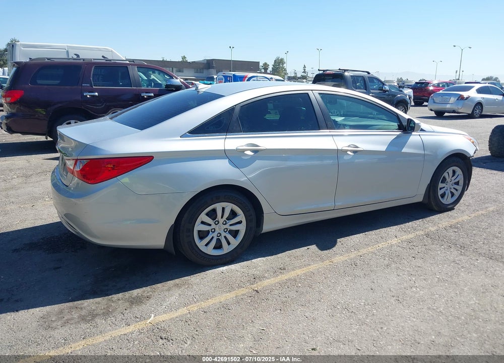 2013 HYUNDAI SONATA VIN: 5NPEB4AC5DH603762