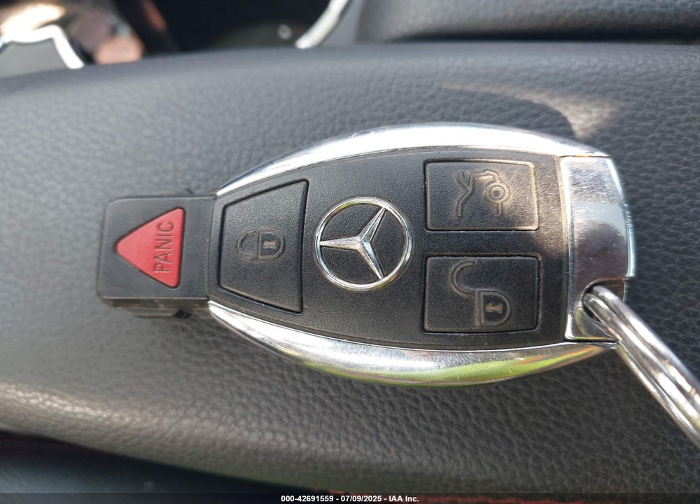 2013 MERCEDES-BENZ C CLASS VIN: WDDGF8AB4DR245967