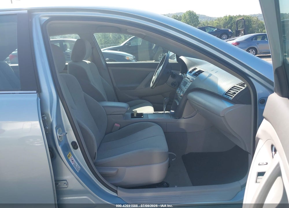 2009 TOYOTA CAMRY LE VIN: 4T1BE46K29U901995