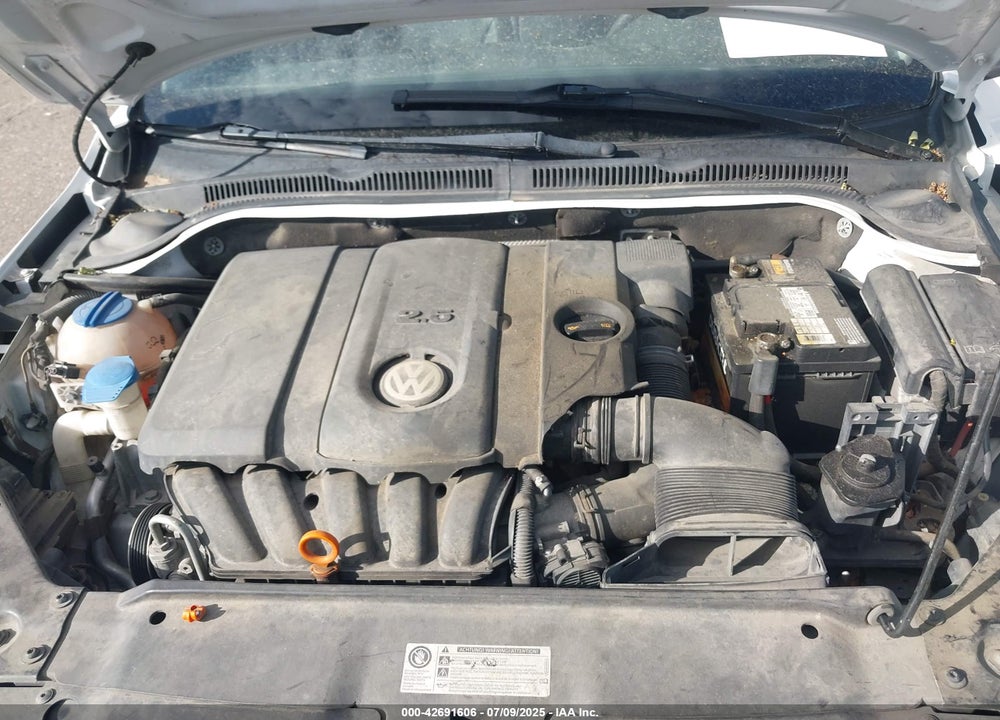 2012 VOLKSWAGEN JETTA VIN: 3VWBP7AJXCM028519