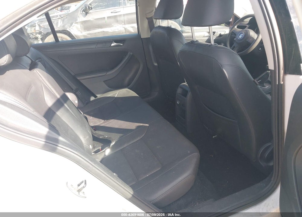2012 VOLKSWAGEN JETTA VIN: 3VWBP7AJXCM028519