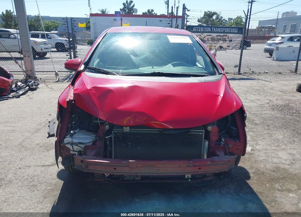 2017 HONDA FIT VIN: 3HGGK5G51HM705276