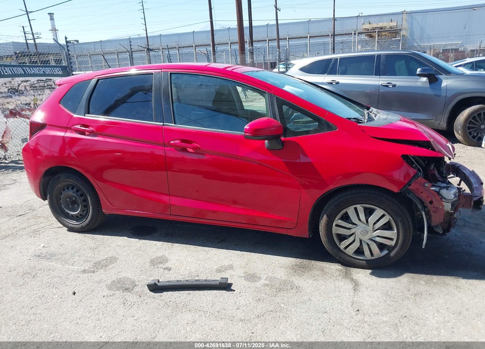 2017 HONDA FIT VIN: 3HGGK5G51HM705276