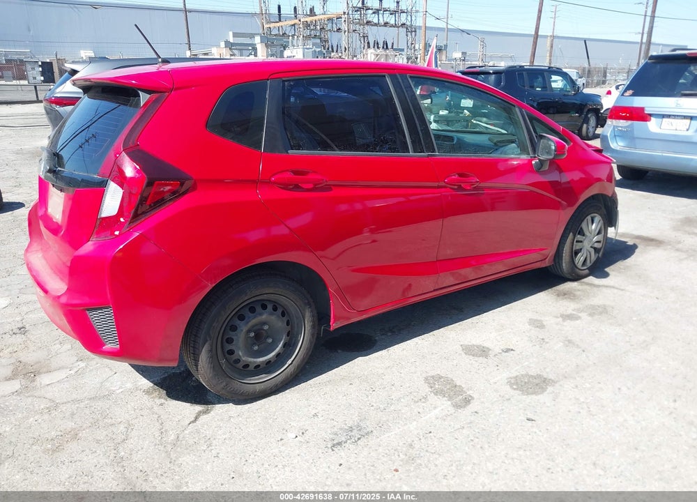 2017 HONDA FIT VIN: 3HGGK5G51HM705276