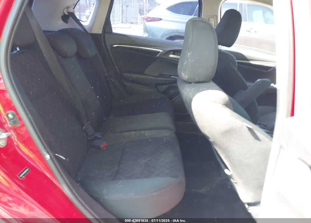 2017 HONDA FIT VIN: 3HGGK5G51HM705276