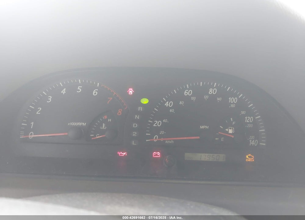2003 TOYOTA CAMRY LE VIN: 4T1BE32KX3U143055
