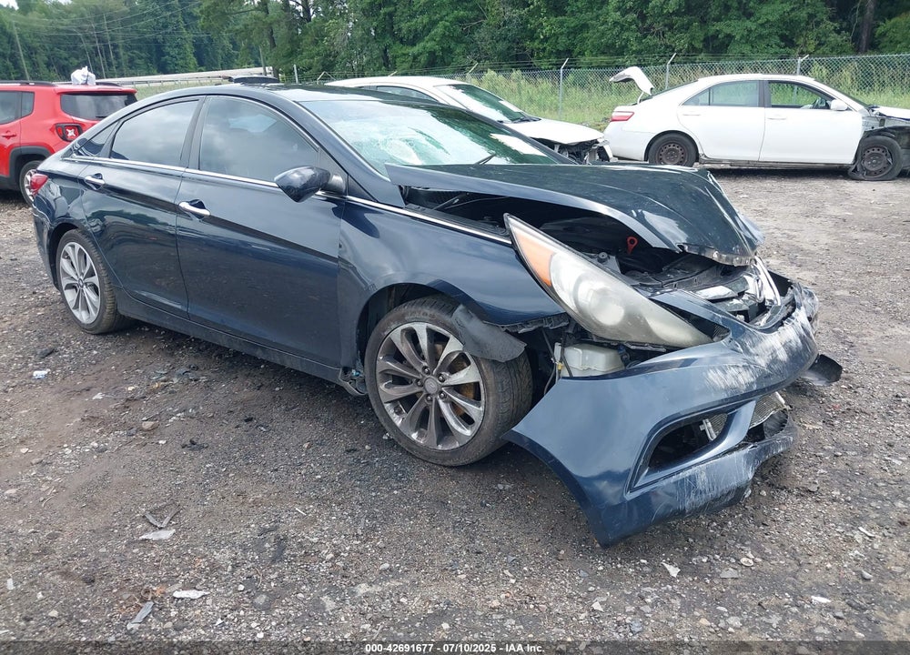 2011 HYUNDAI SONATA VIN: 5NPEC4AC2BH156026