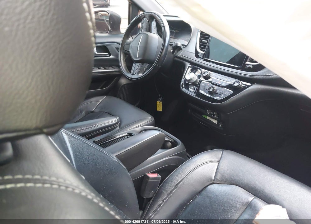 2022 CHRYSLER PACIFICA HYBRID TOURING L VIN: 2C4RC1L79NR127307