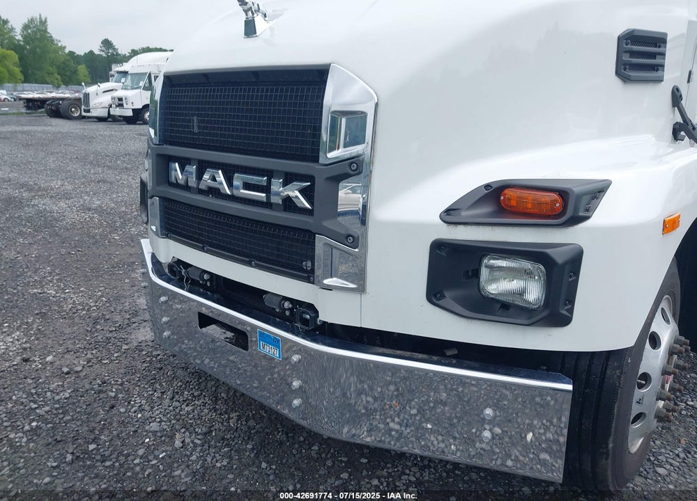 2024 MACK MD VIN: 1M2MDBAA9RS012007