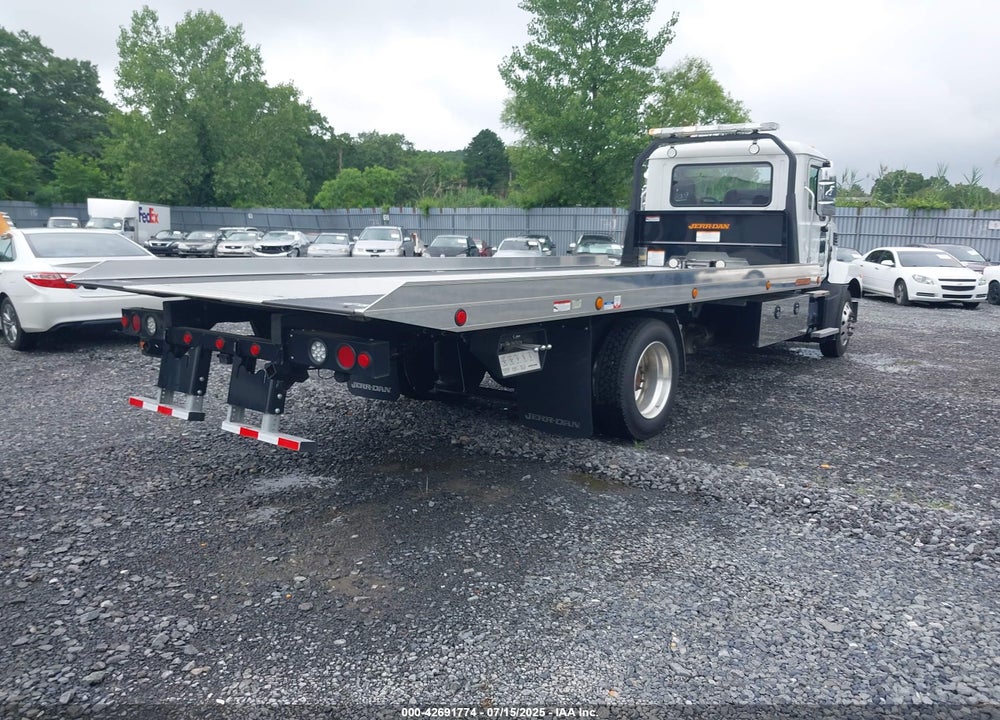 2024 MACK MD VIN: 1M2MDBAA9RS012007