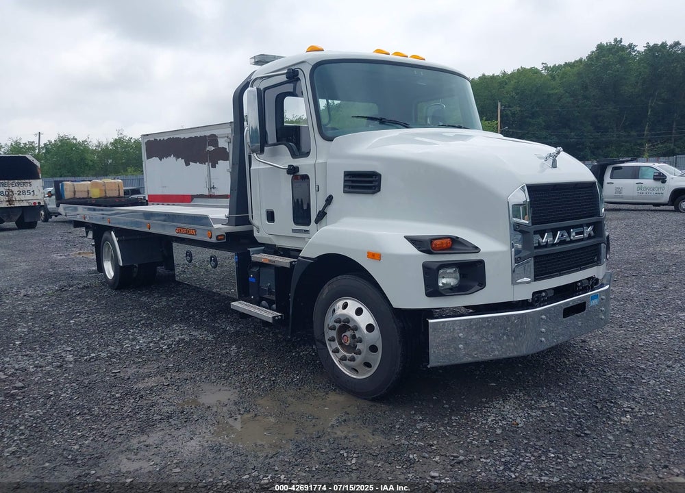 2024 MACK MD VIN: 1M2MDBAA9RS012007