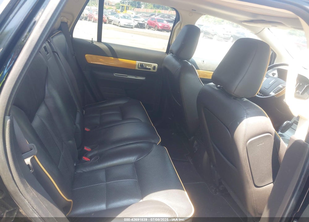 2008 LINCOLN MKX VIN: 2LMDU88C78BJ24117