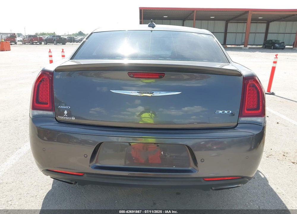 2016 CHRYSLER 300 VIN: 2C3CCAGG9GH147960