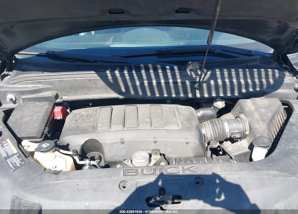 2011 BUICK ENCLAVE VIN: 5GAKRBED9BJ352420