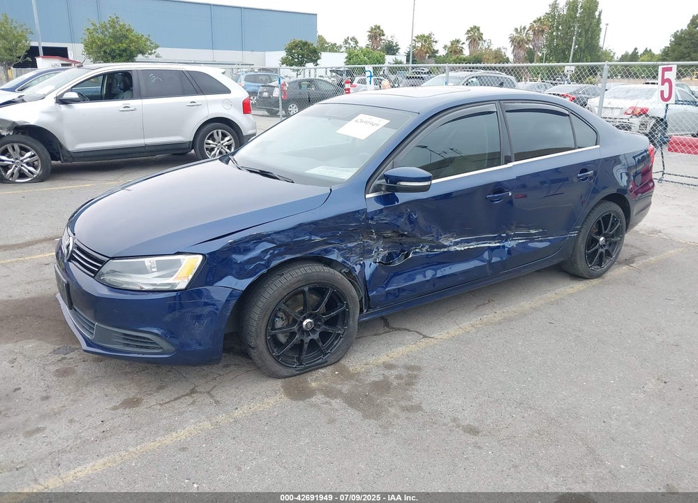 2013 VOLKSWAGEN JETTA VIN: 3VWLL7AJ2DM400906