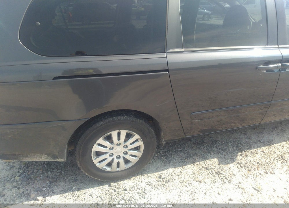 2014 KIA SEDONA VIN: KNDMG4C73E6539827
