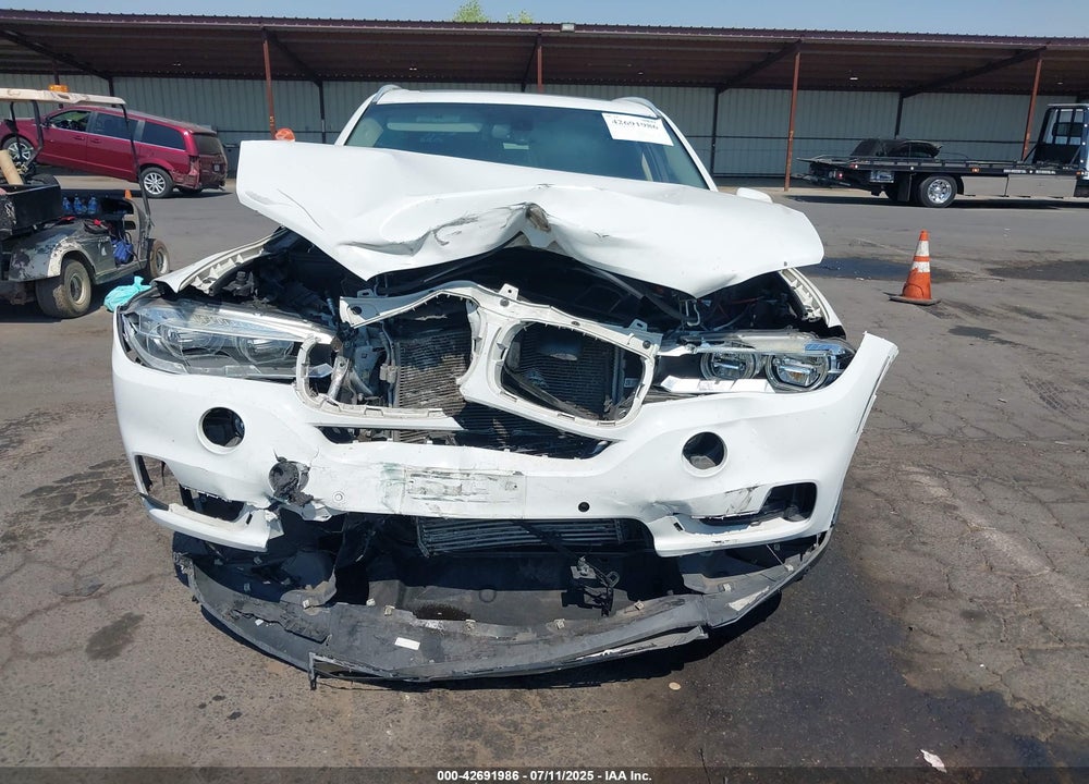 2014 BMW X5 VIN: 5UXKR2C59E0H31407