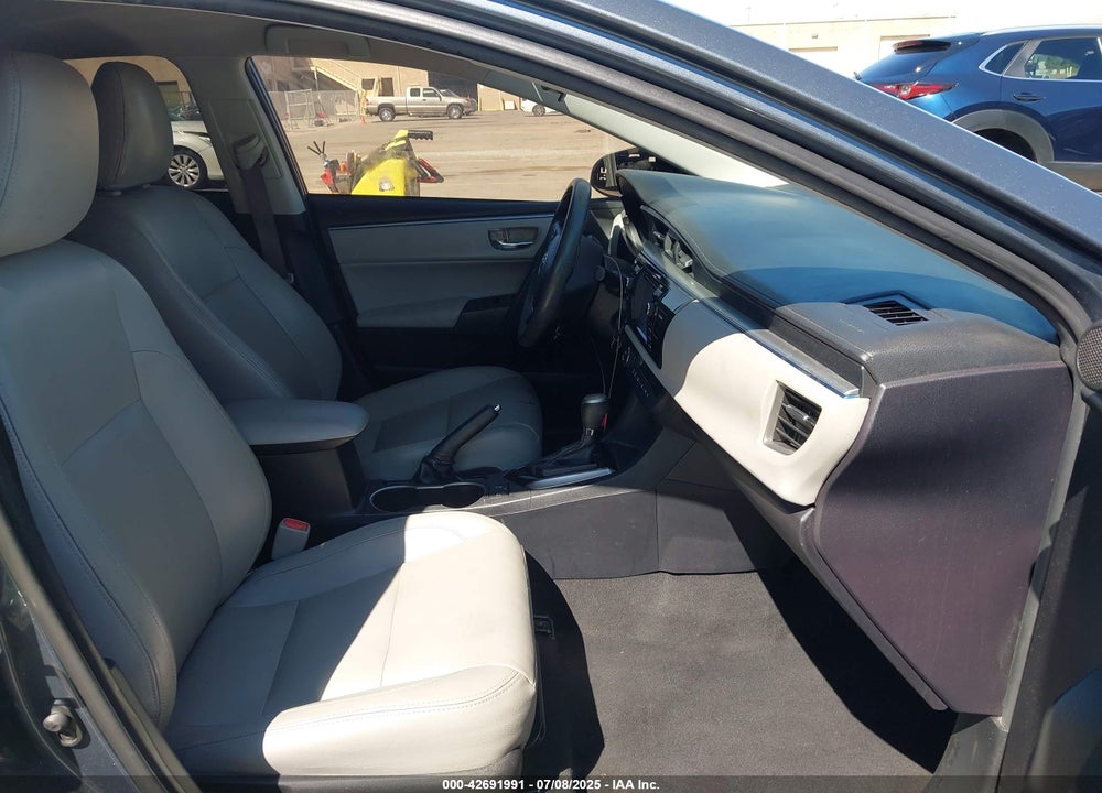2015 TOYOTA COROLLA VIN: 2T1BPRHE8FC268205