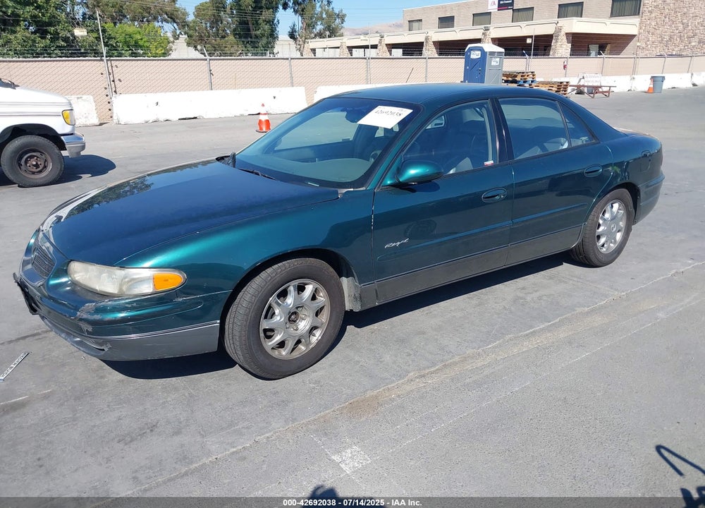 2001 BUICK REGAL GS VIN: 2G4WF551611218081
