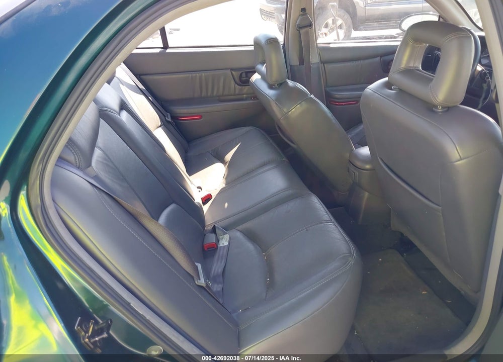 2001 BUICK REGAL GS VIN: 2G4WF551611218081