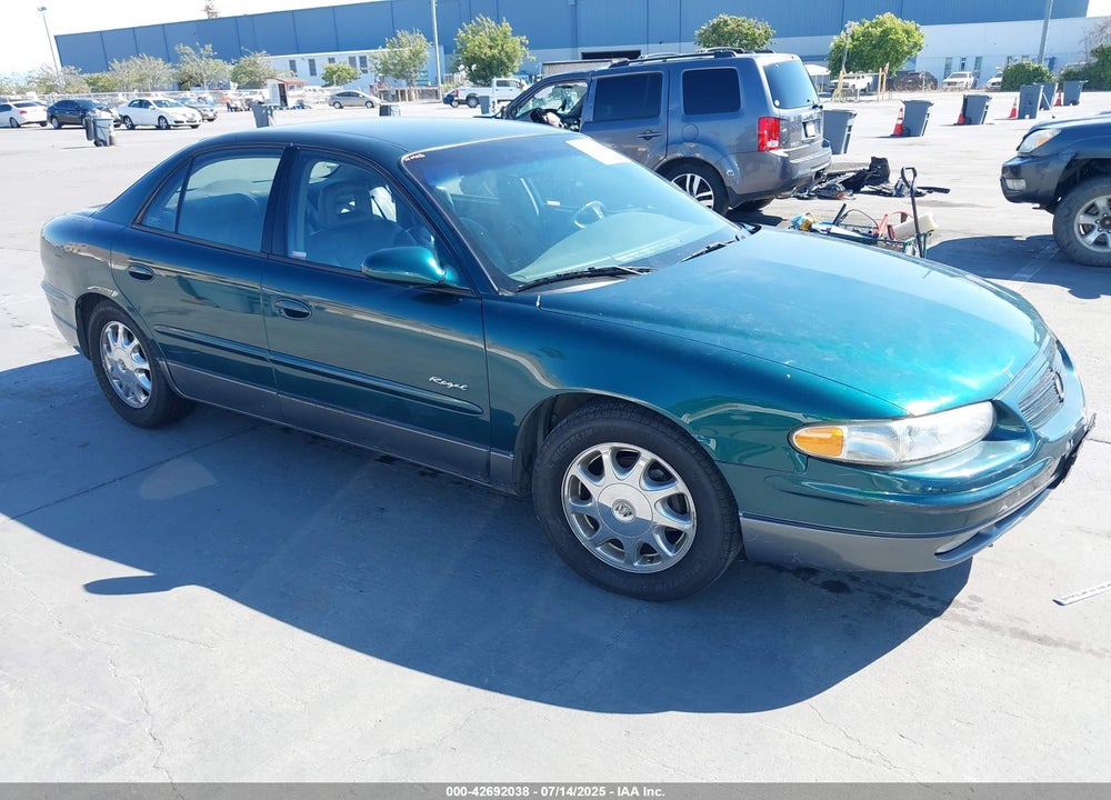 2001 BUICK REGAL GS VIN: 2G4WF551611218081