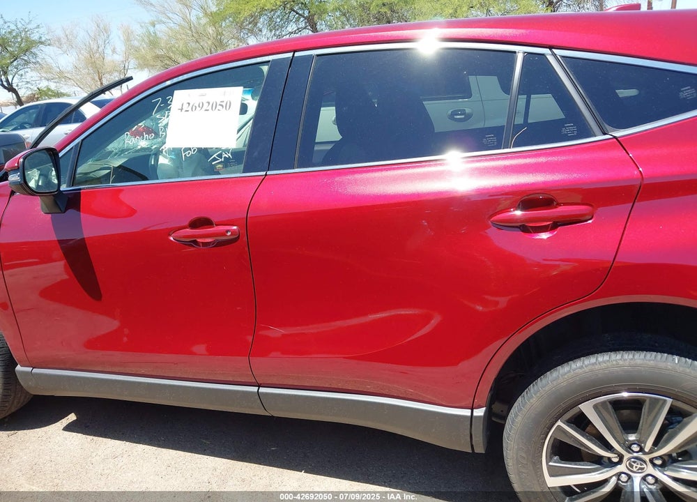 2021 TOYOTA VENZA VIN: JTEAAAAH8MJ073897