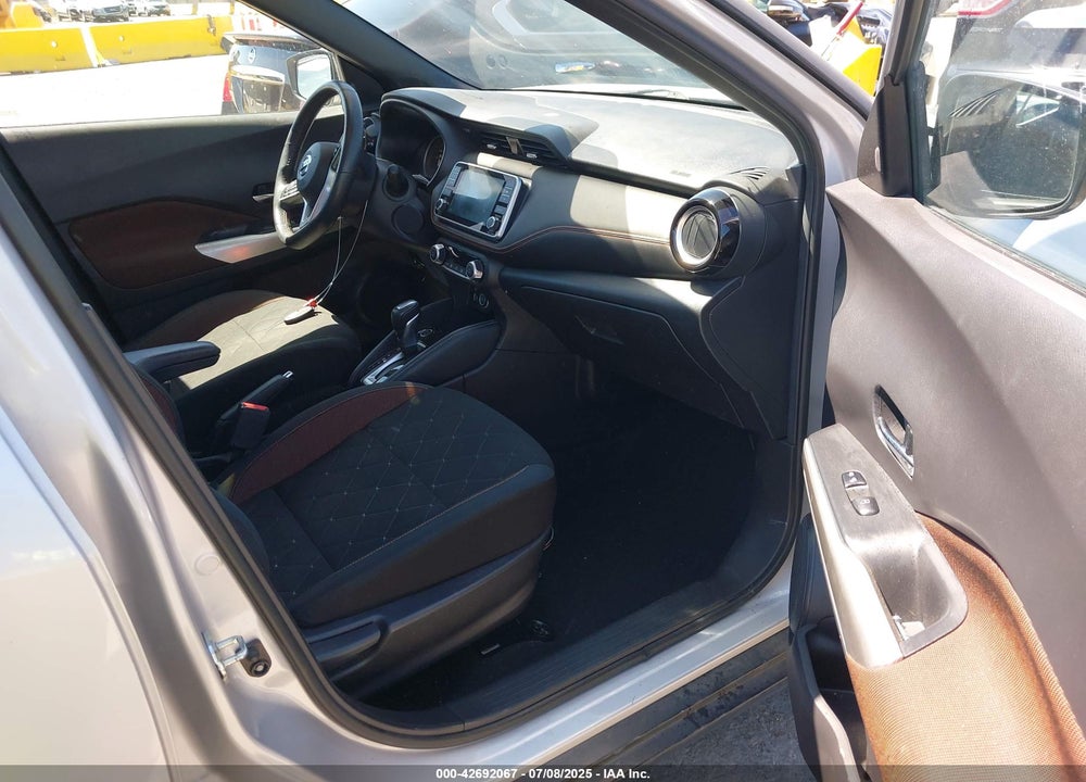 2020 NISSAN KICKS VIN: 3N1CP5DV4LL568645