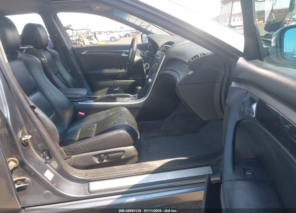2005 ACURA TL VIN: 19UUA66215A052413