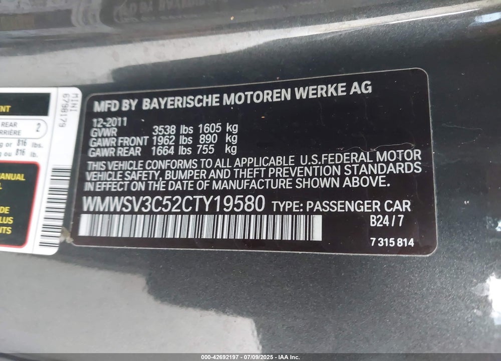 2012 MINI COOPER S VIN: WMWSV3C52CTY19580