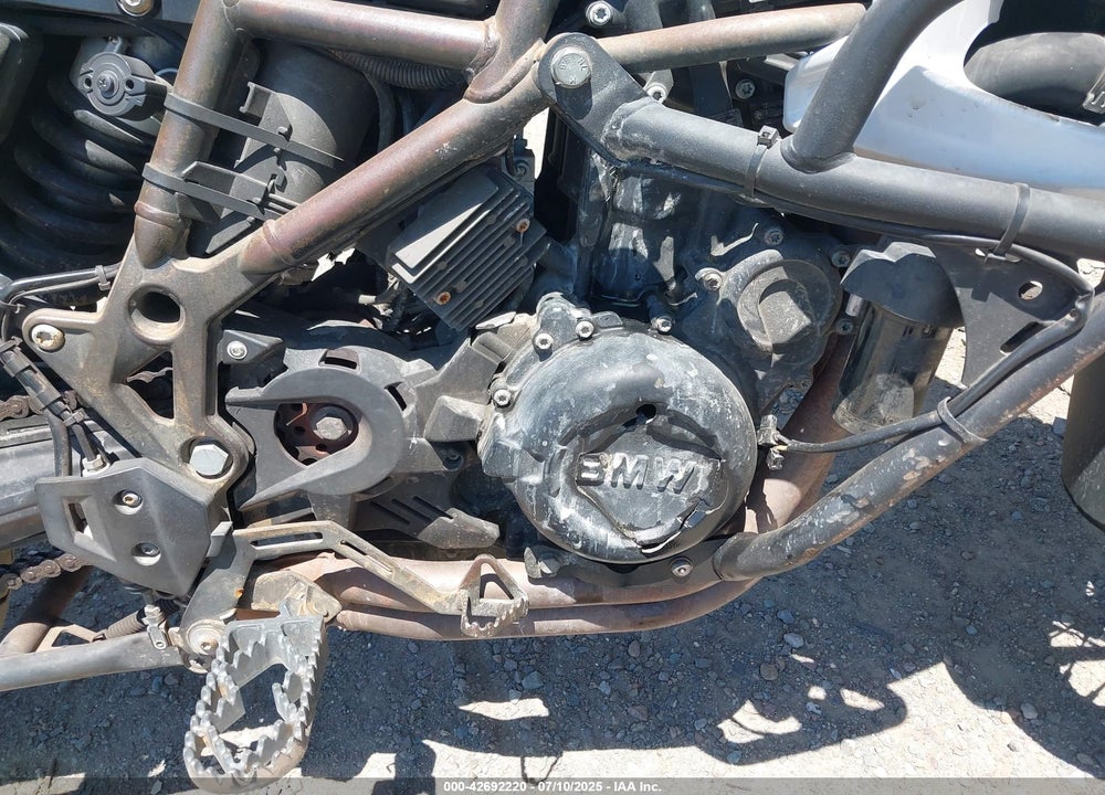 2010 BMW F800 GS VIN: WB1022903AZU02100